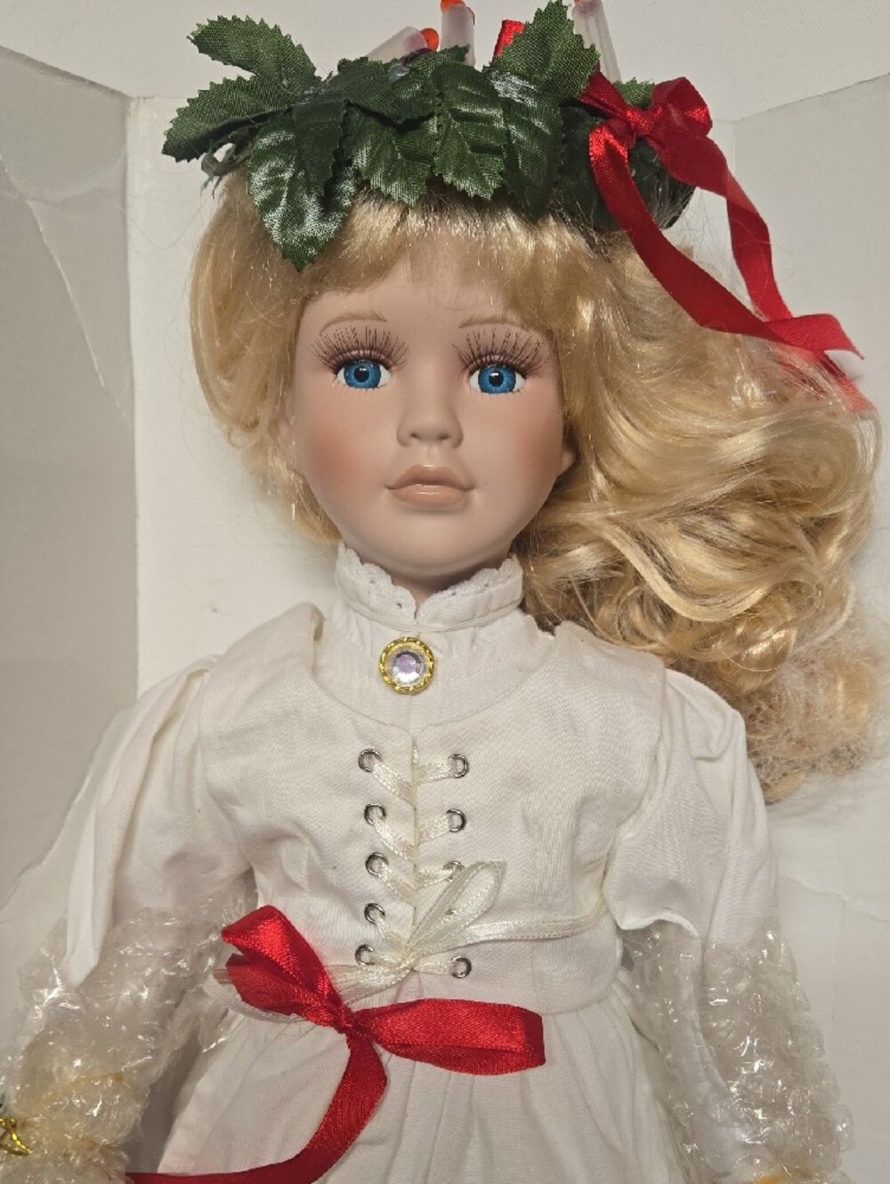 Vintage- Goebel Victoria Ashlea Originals "Valerie" Doll